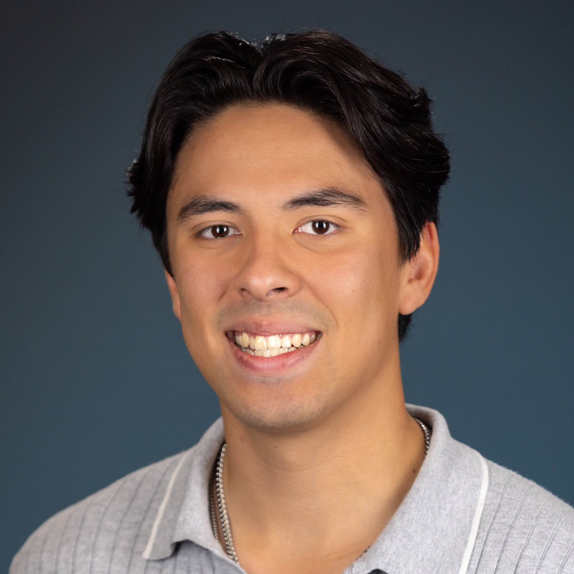 Malachi Hang